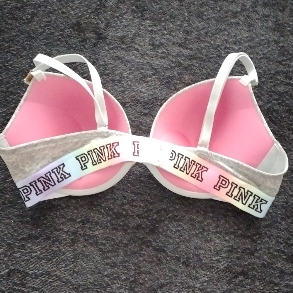 New VS PINK push up bra size 38C